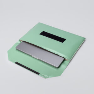 13" laptop or tablet sleeve, white/green