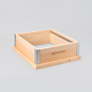 Hausse en sapin massif avec bordure et renfort inox